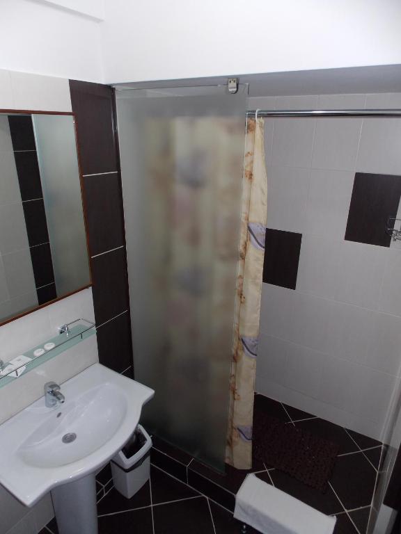 Hotel Zimbru Iasi Quarto foto